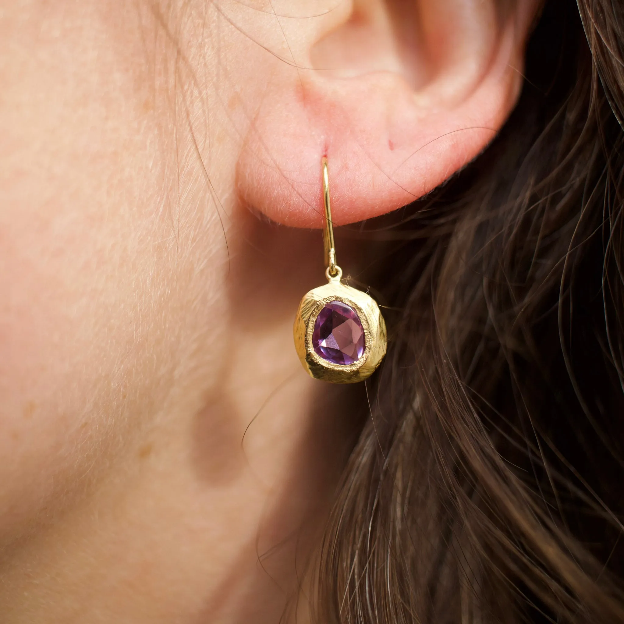 18K Freeform Drop Earring in Deep Pink Sapphire