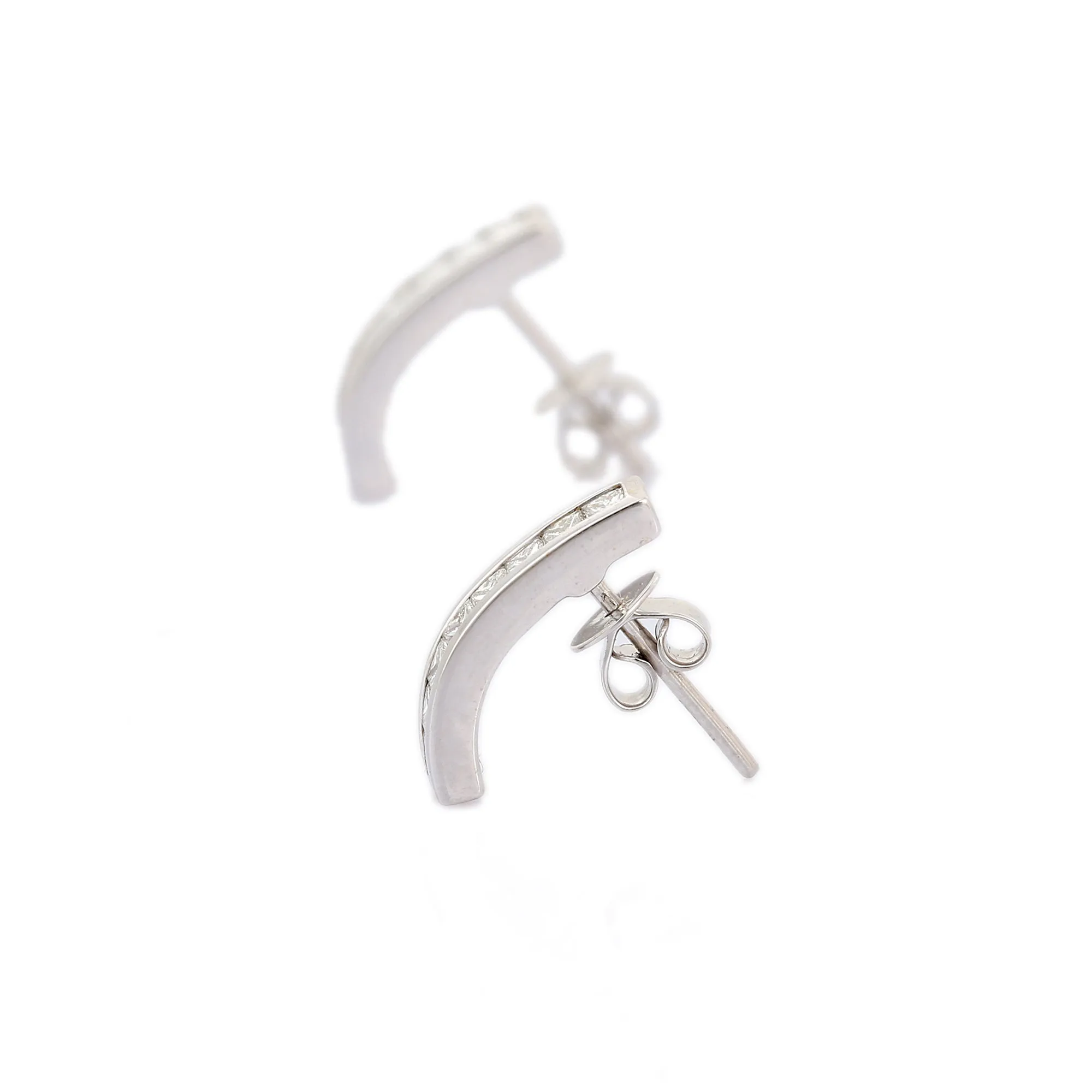 18K White Gold Bar Diamond Studs