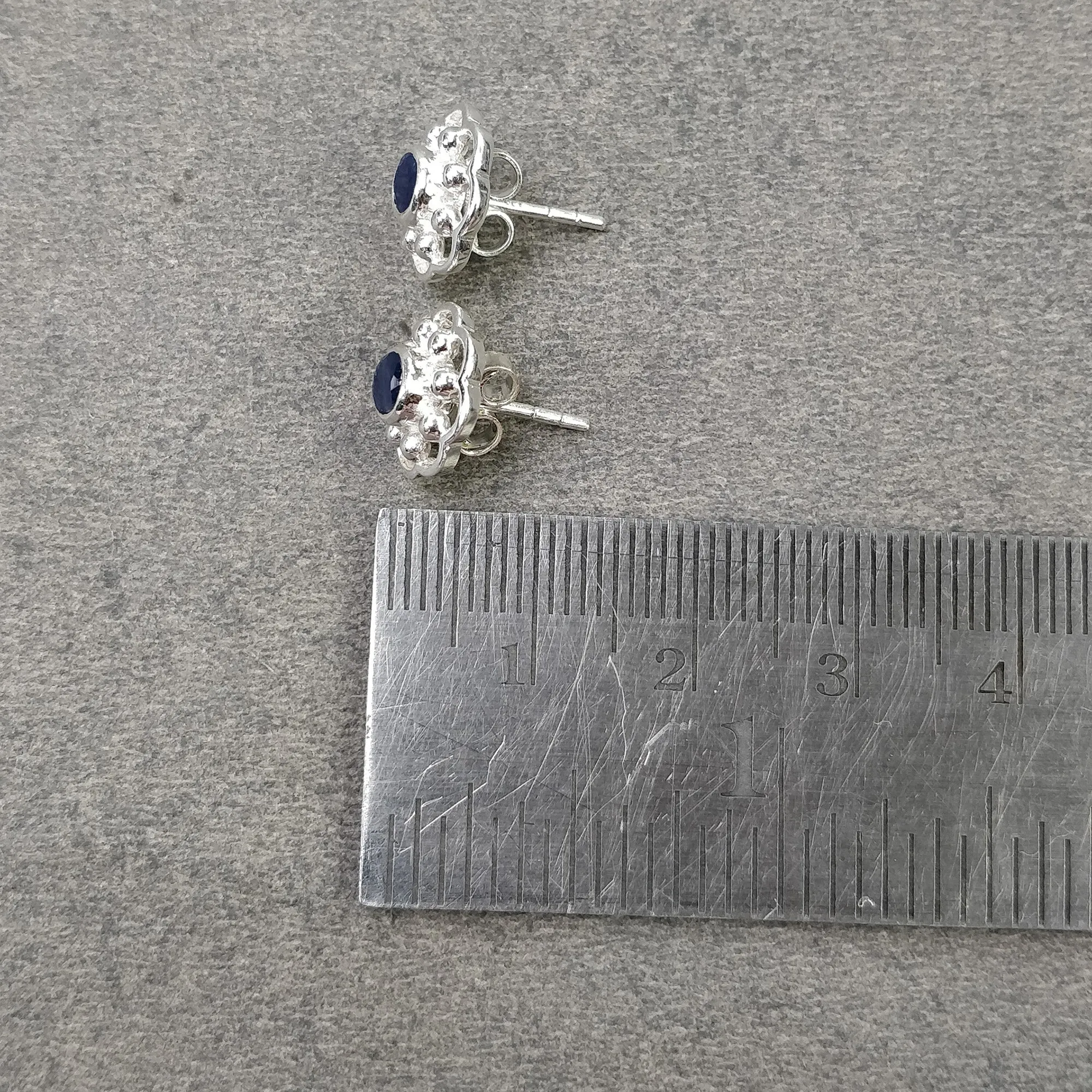 925 Sterling Silver Earring : 2.50gms Natural Untreated Blue SAPPHIRE Gemstone Round Bezel Set Push Back Stud Earrings 0.5"