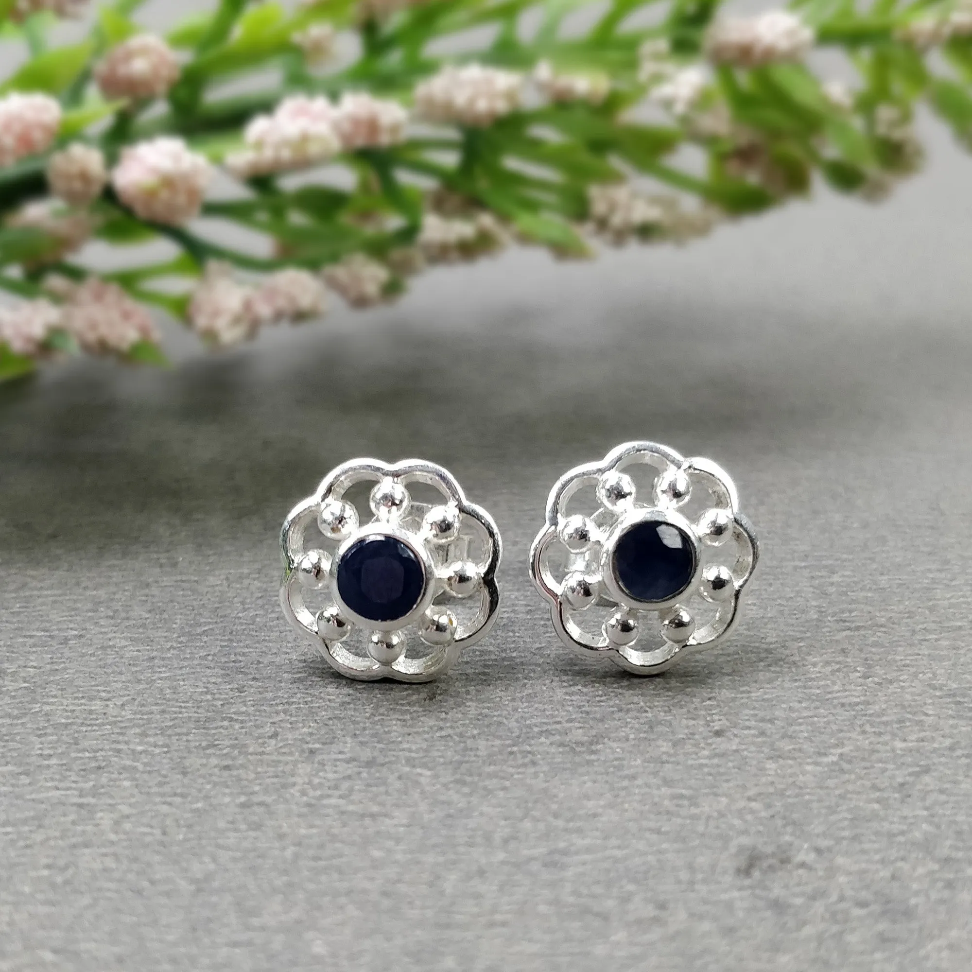 925 Sterling Silver Earring : 2.50gms Natural Untreated Blue SAPPHIRE Gemstone Round Bezel Set Push Back Stud Earrings 0.5"