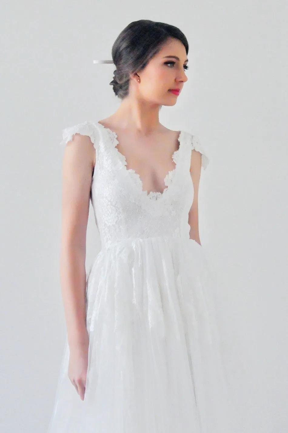 A-Line Scalloped Appliqued Empire Cap Sleeve Tulle Wedding Dress - MK_705326