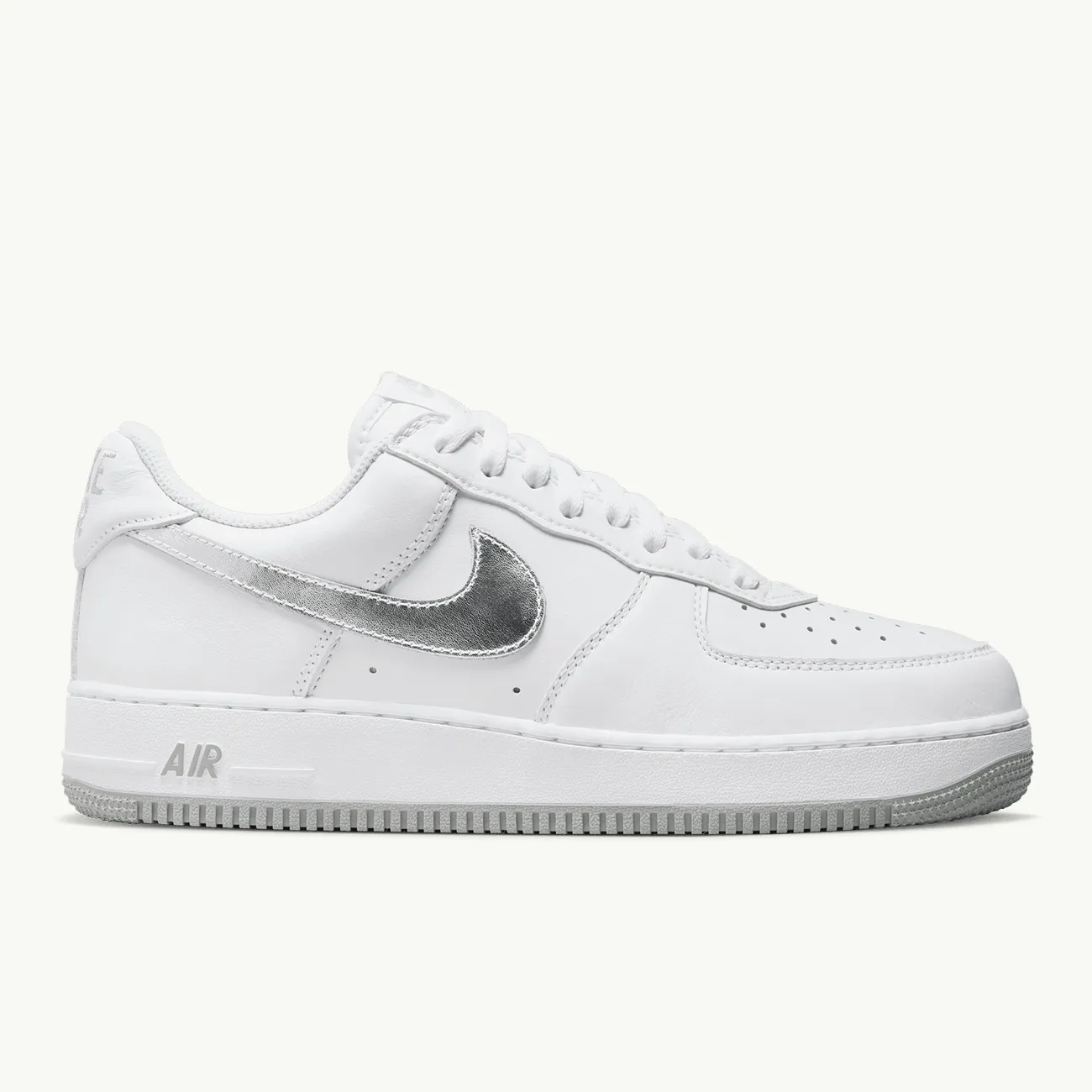 AIR FORCE 1 LOW RETRO WHITE METALLIC SILVER