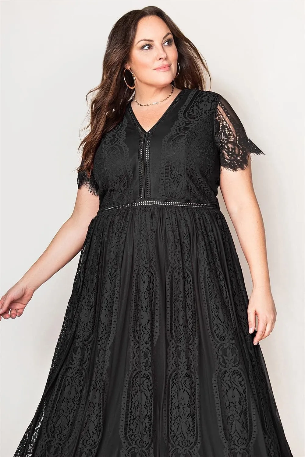 Anabelle V-Neck Short Sleeve Lace Maxi Dress