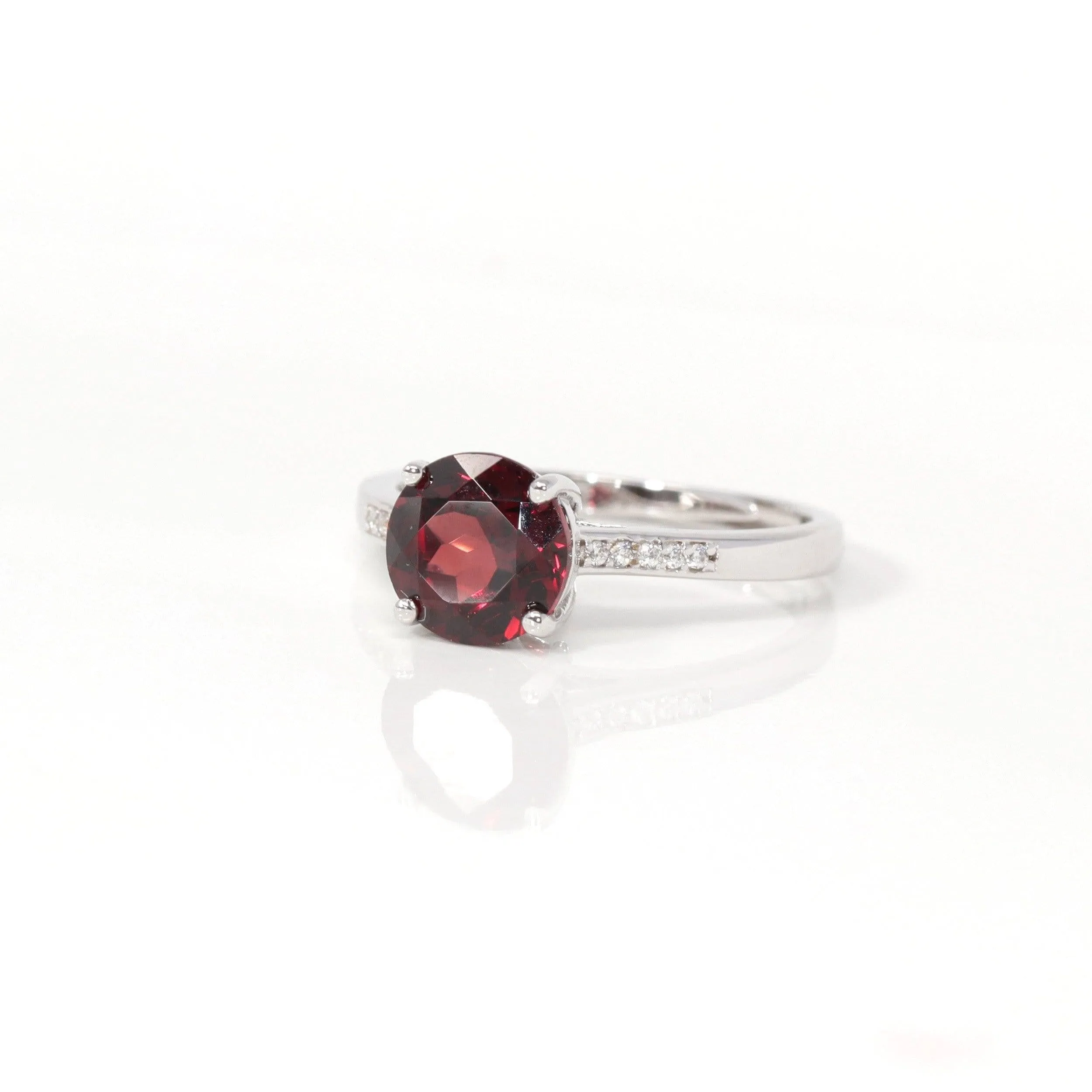 Baikalla? Sterling Silver Natural Red Garnet Solitaire Ring