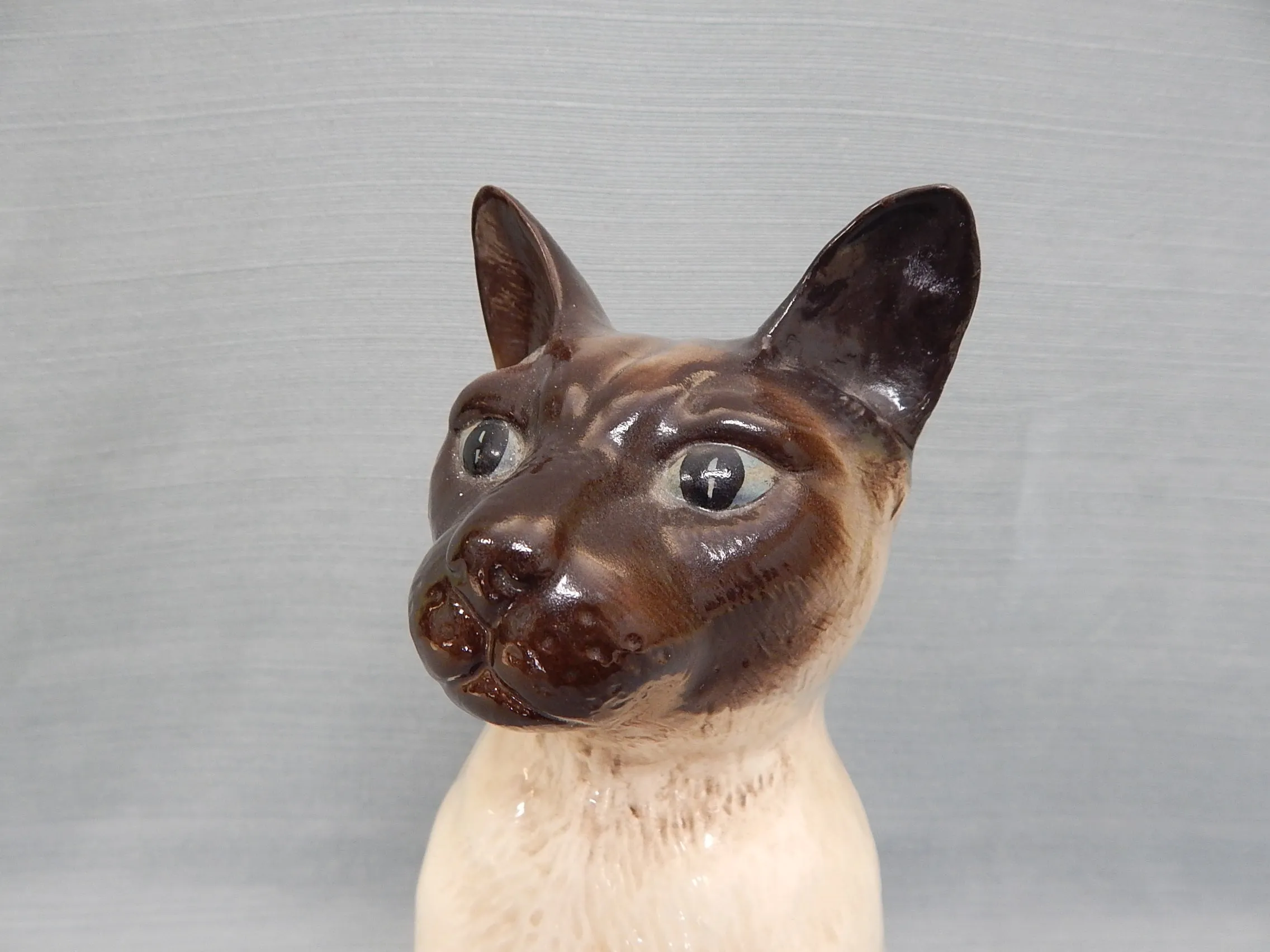 Beswick Ceramic Siamese 14" Figurine