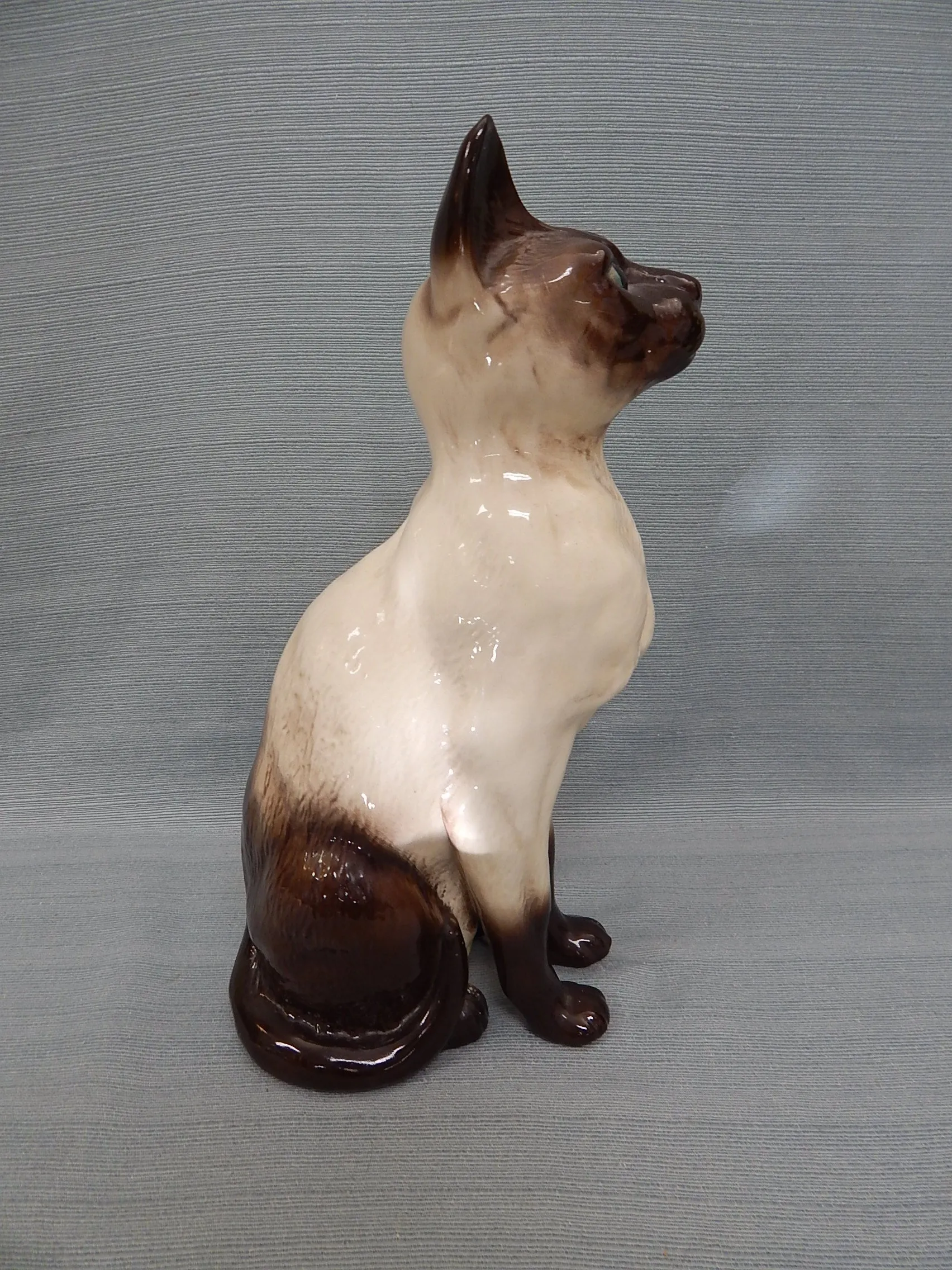 Beswick Ceramic Siamese 14" Figurine