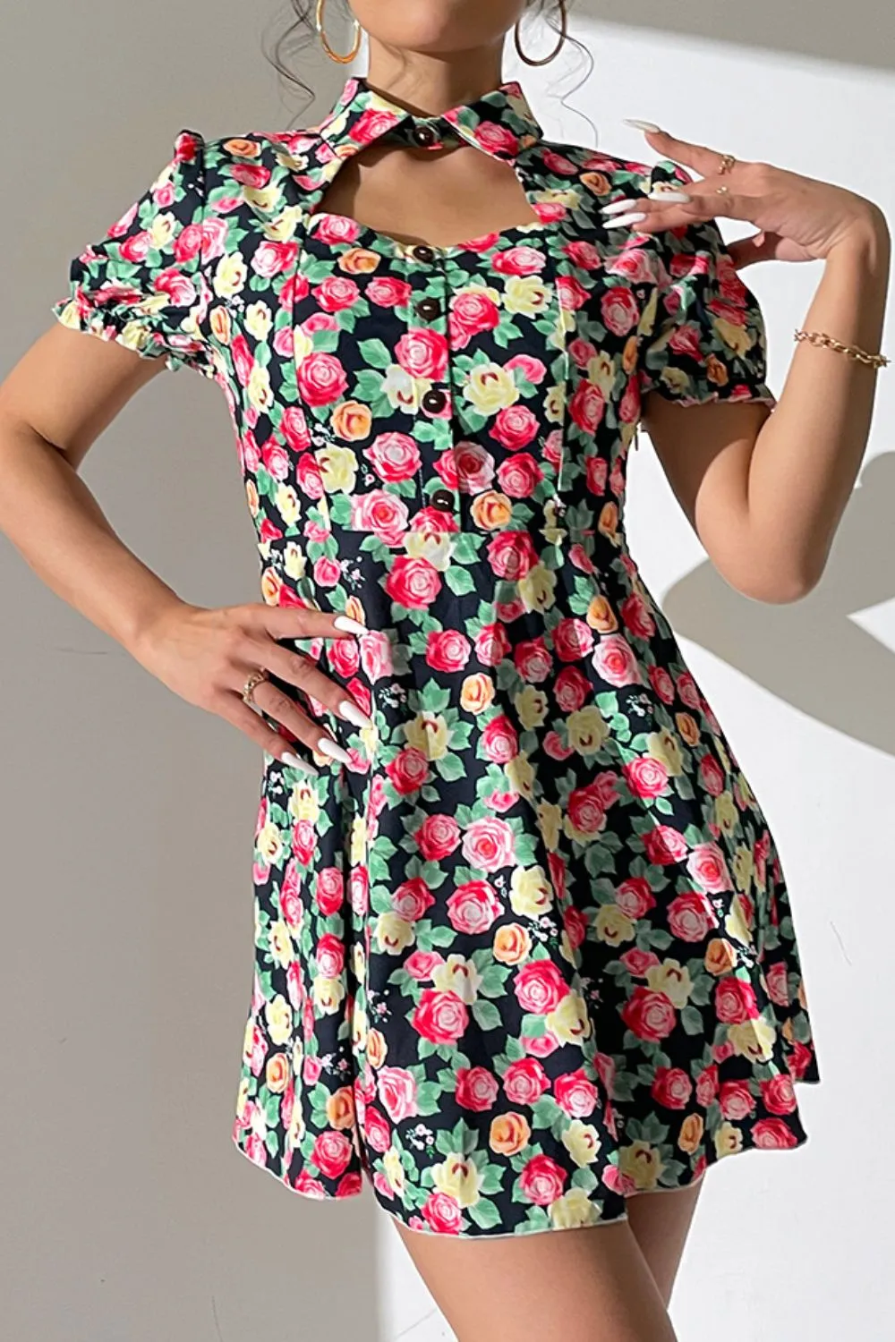 Chic Floral Cutout Dress: Perfect Summer Wedding Attire for Beach Guests & Party-Goers