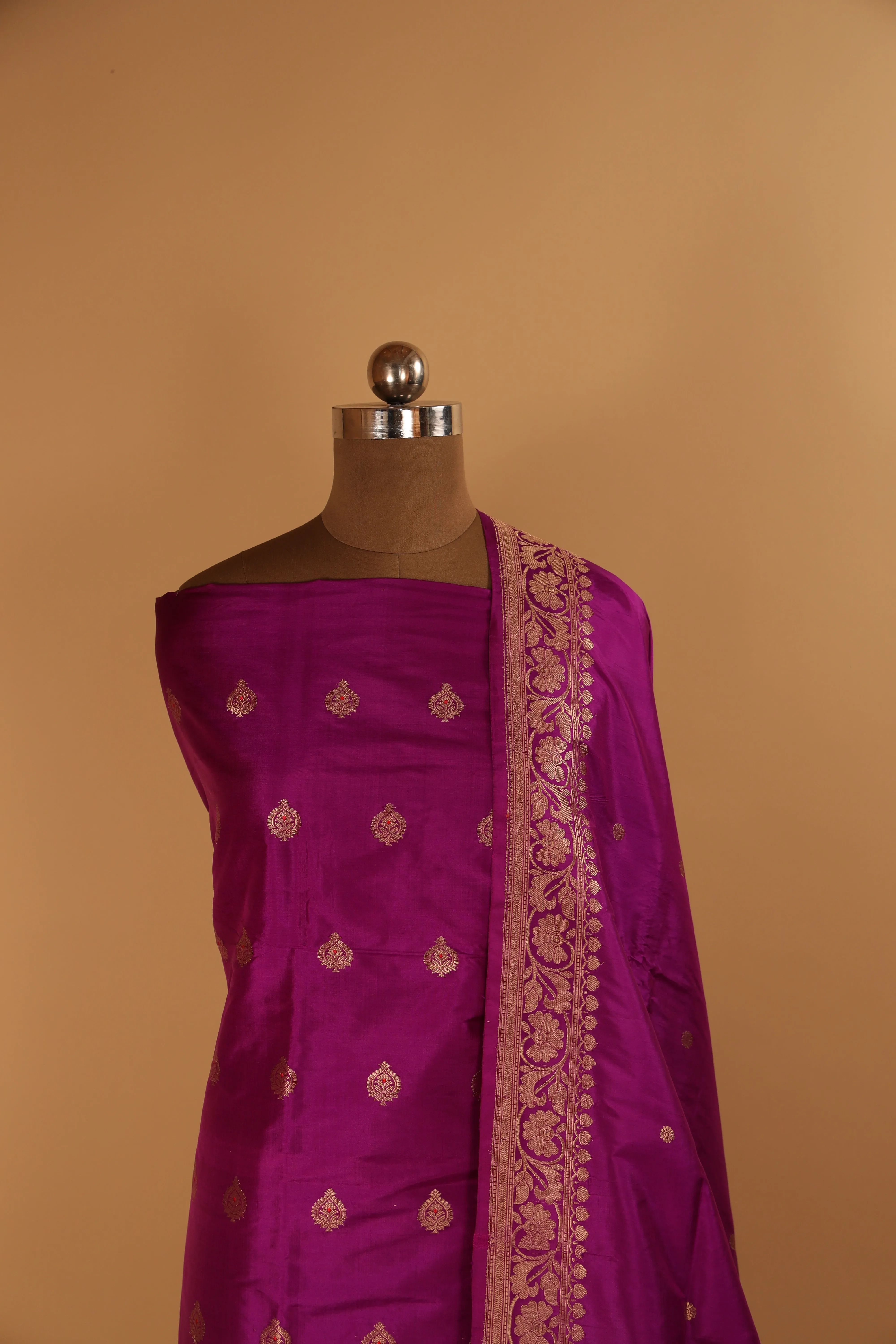 Hand Woven Purple Pure Silk Suit Dupatta