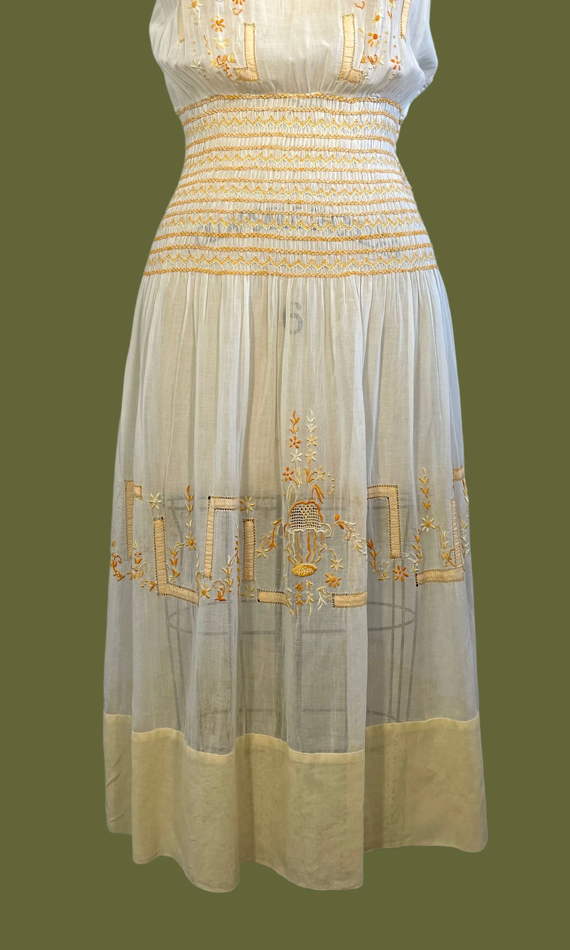 PLEASANT FOLK 1920s Hungarian Embroidered Smocked Dress  Small