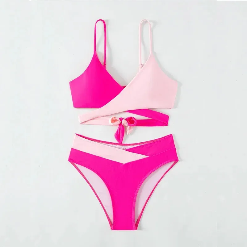 Rosa Criss Cross Cut-Out-Bikini