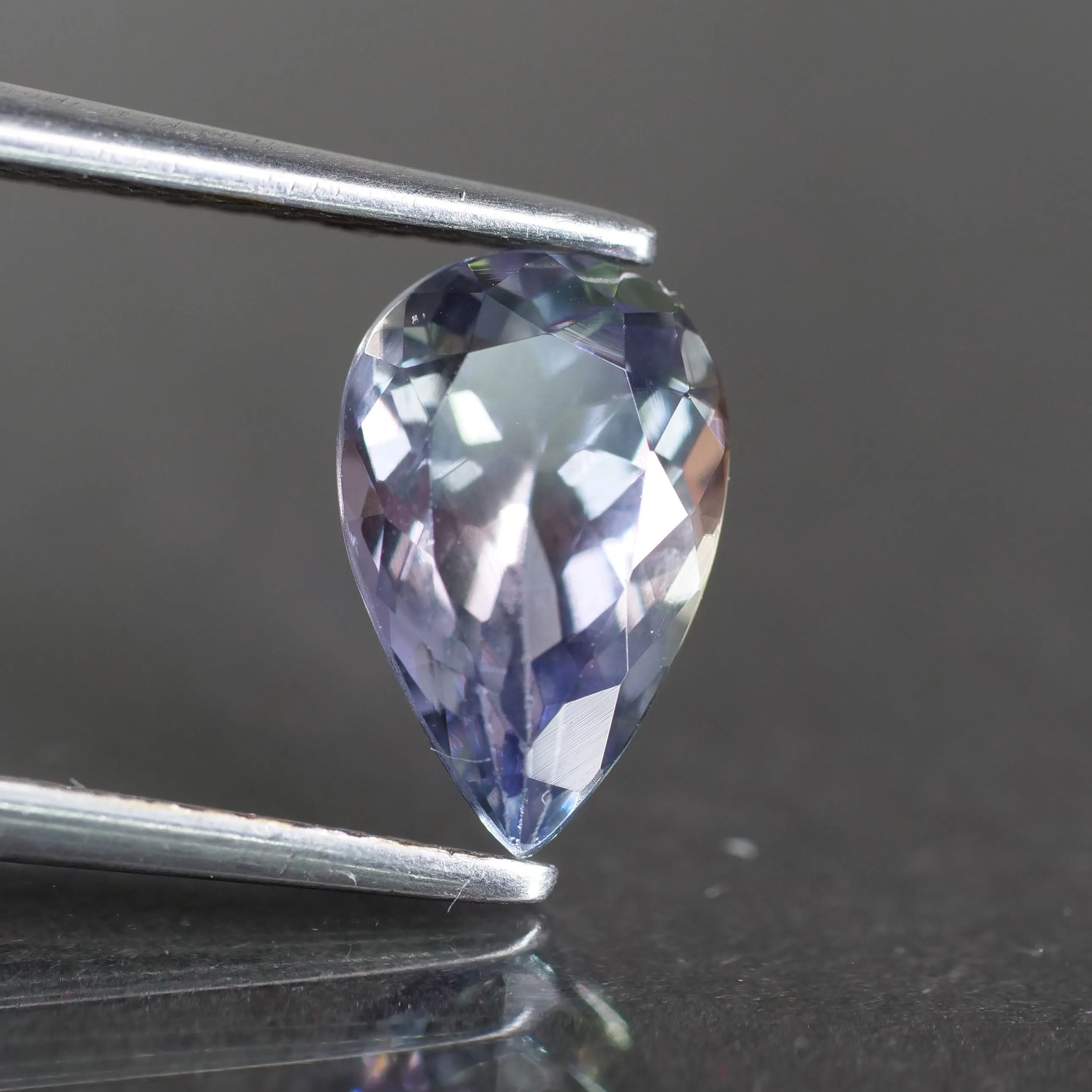 Tanzanite | natural, purple, pear cut 9x5.5* mm, 1.30ct