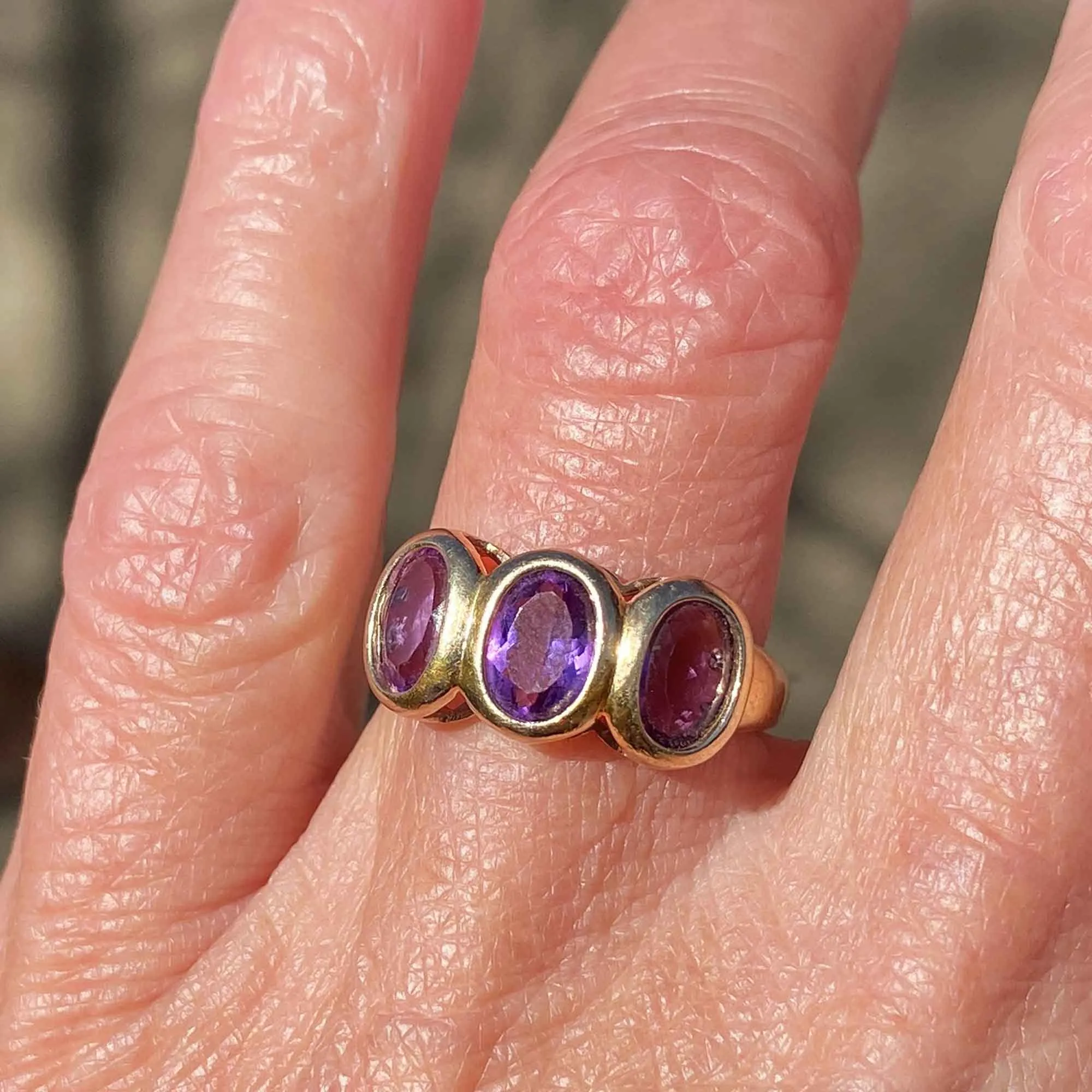 Vintage 14K Gold Three Stone Amethyst Ring