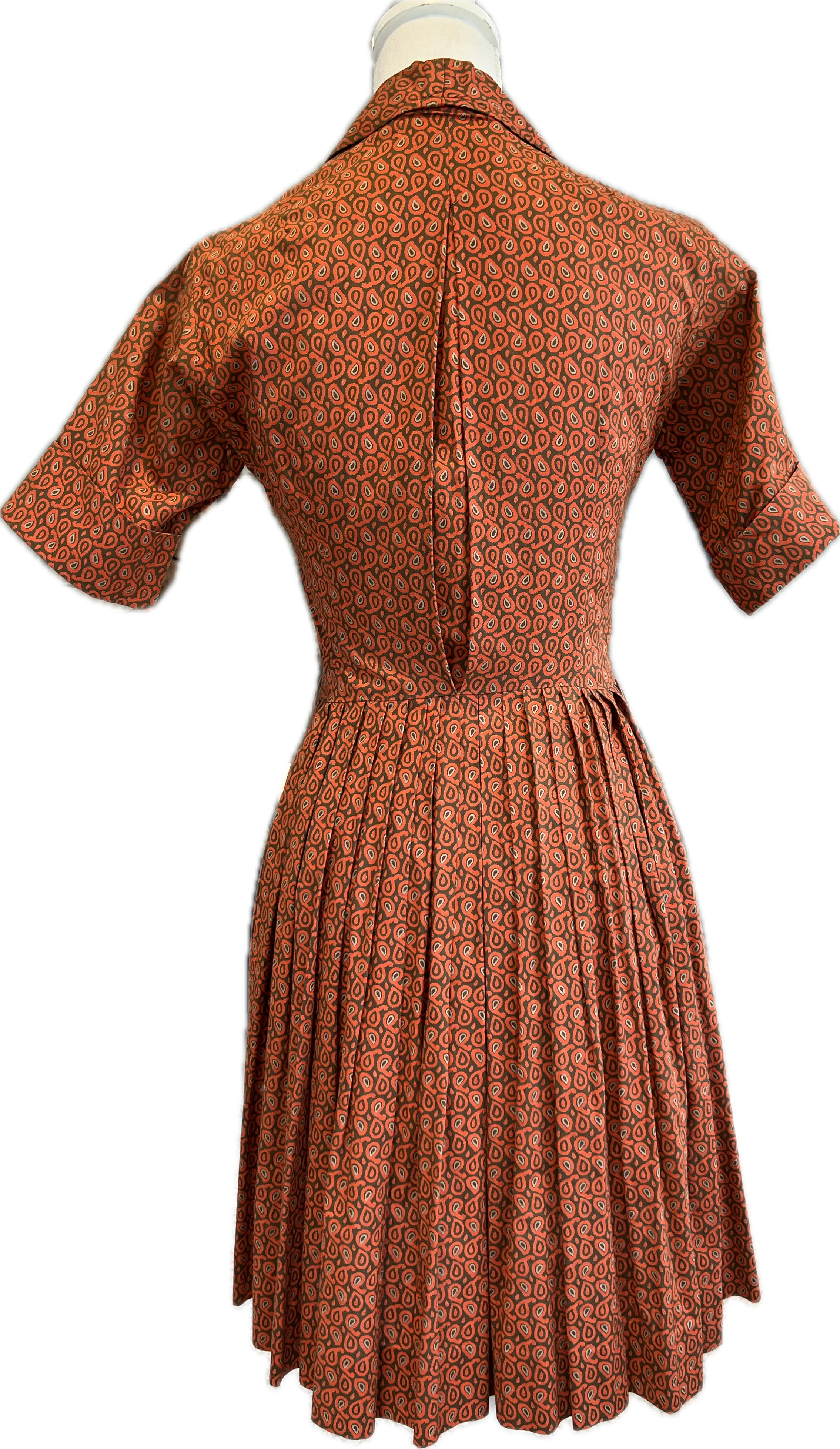 Vintage 1940s Orange and Brown Short Sleeve Dress, XS