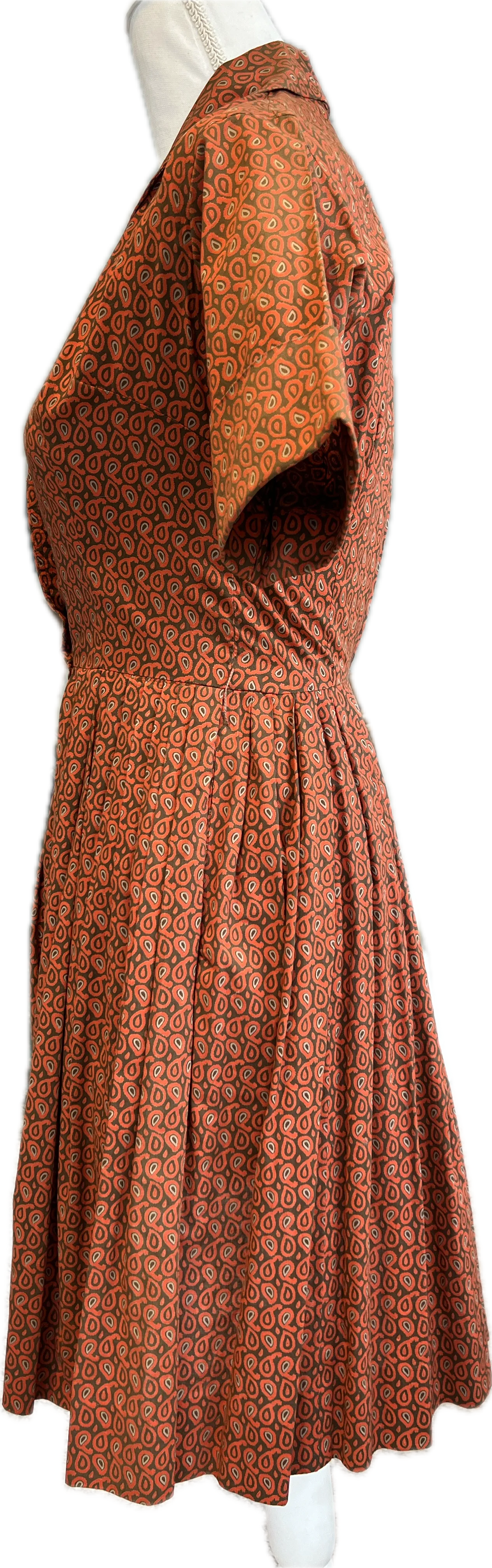 Vintage 1940s Orange and Brown Short Sleeve Dress, XS